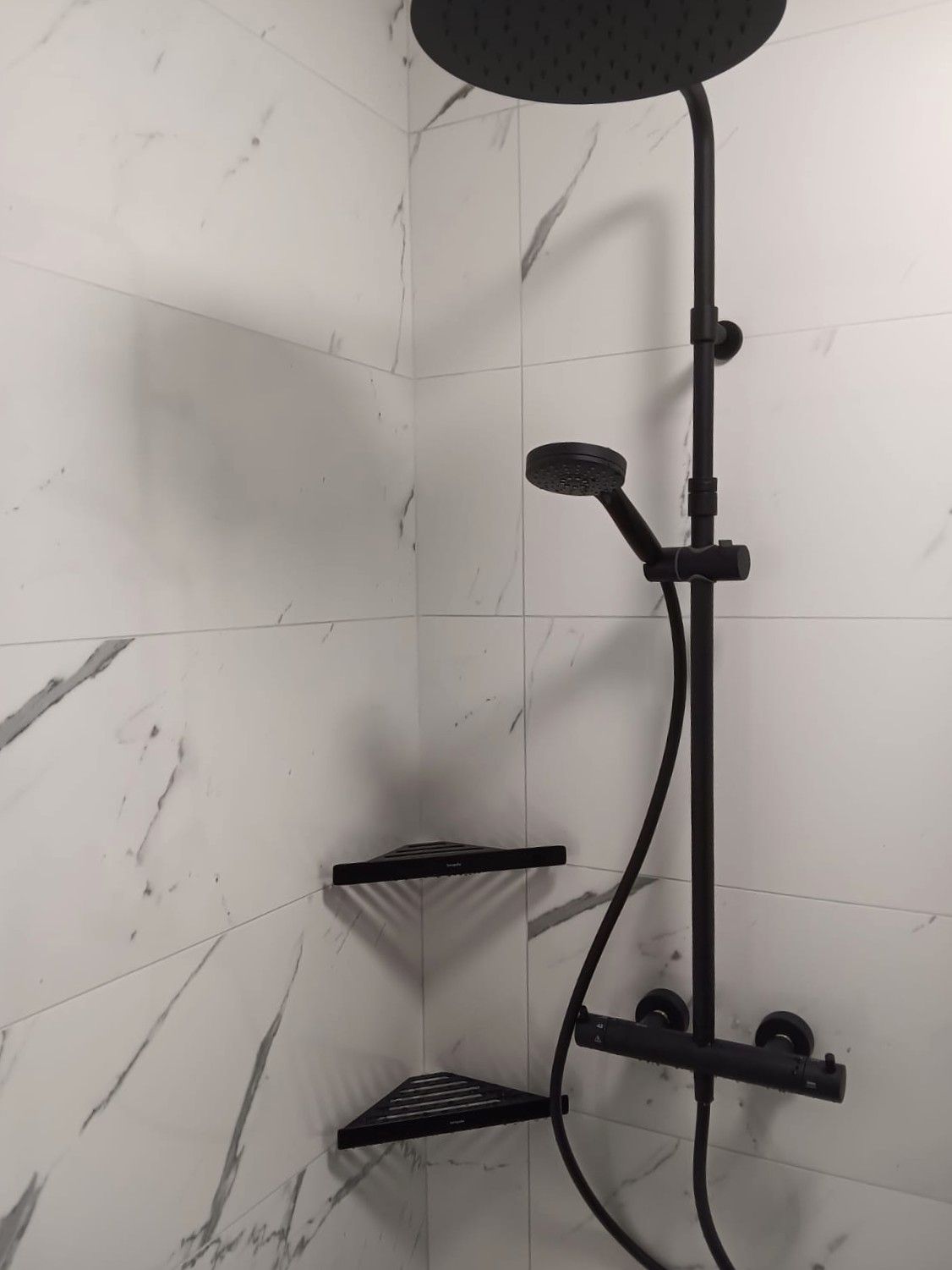 du rangement dans la douche